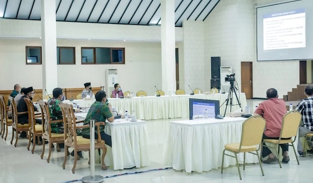 Bupati Jember Hendy Siswanto Rapat PPKM dengan Gubernur Khofifah dan Bupati/Wali Kota se-Jawa Timur